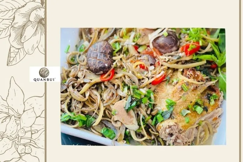 Cách chế biến vịt om hoa chuối Điện Biên