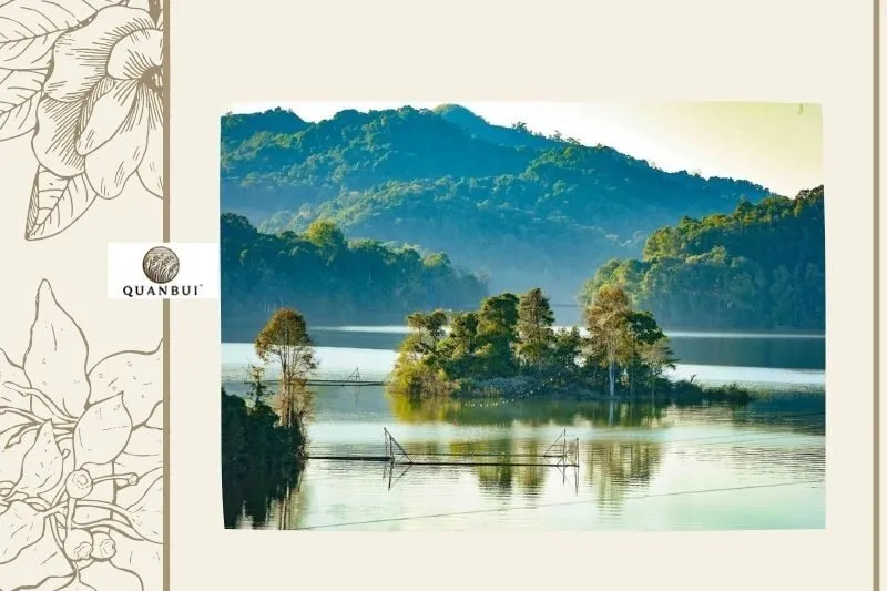 Nên đi Hồ Pá Khoang vào thời điểm nào?