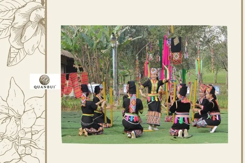 Nghệ thuật múa và âm nhạc của người Khơ Mú